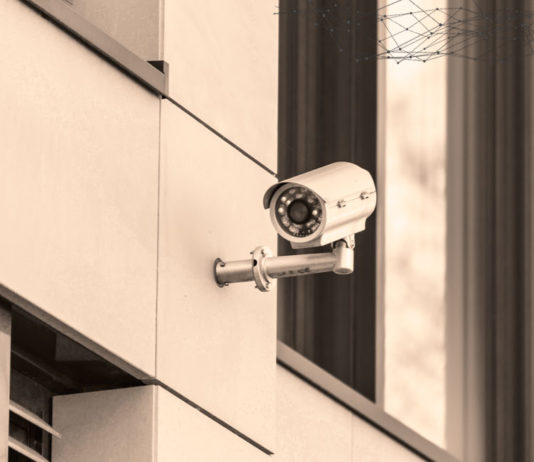 Los policías señalan al posible hacker, culpable del espionaje en el chalet de Pablo Iglesias