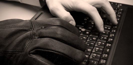 Los cibercriminales roban miles de datos de usuarios de EasyJet La última actualización de Emotet permite que se propague por WiFi