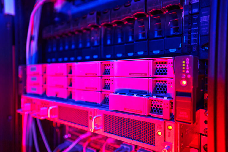 Fortinet lanza FortiGate 4800F, el firewall más veloz de hiperescalado para CPD y redes 5G