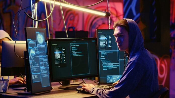 Hacker focused on cracking devices Congreso de Hackers
